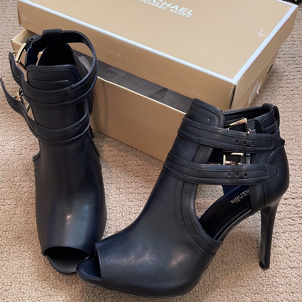 Michael Kors peep toe booties black gold new in box 9.5